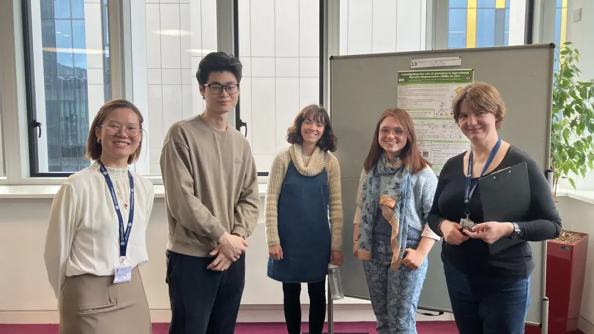 Dr Mihaela Crisan and her research group